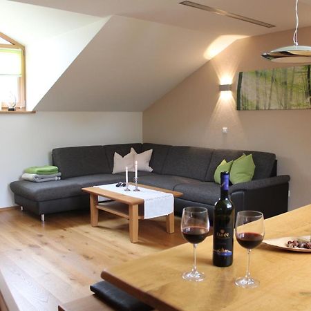 Ferienwohnung Am Dreiseithof Хауценберг Экстерьер фото
