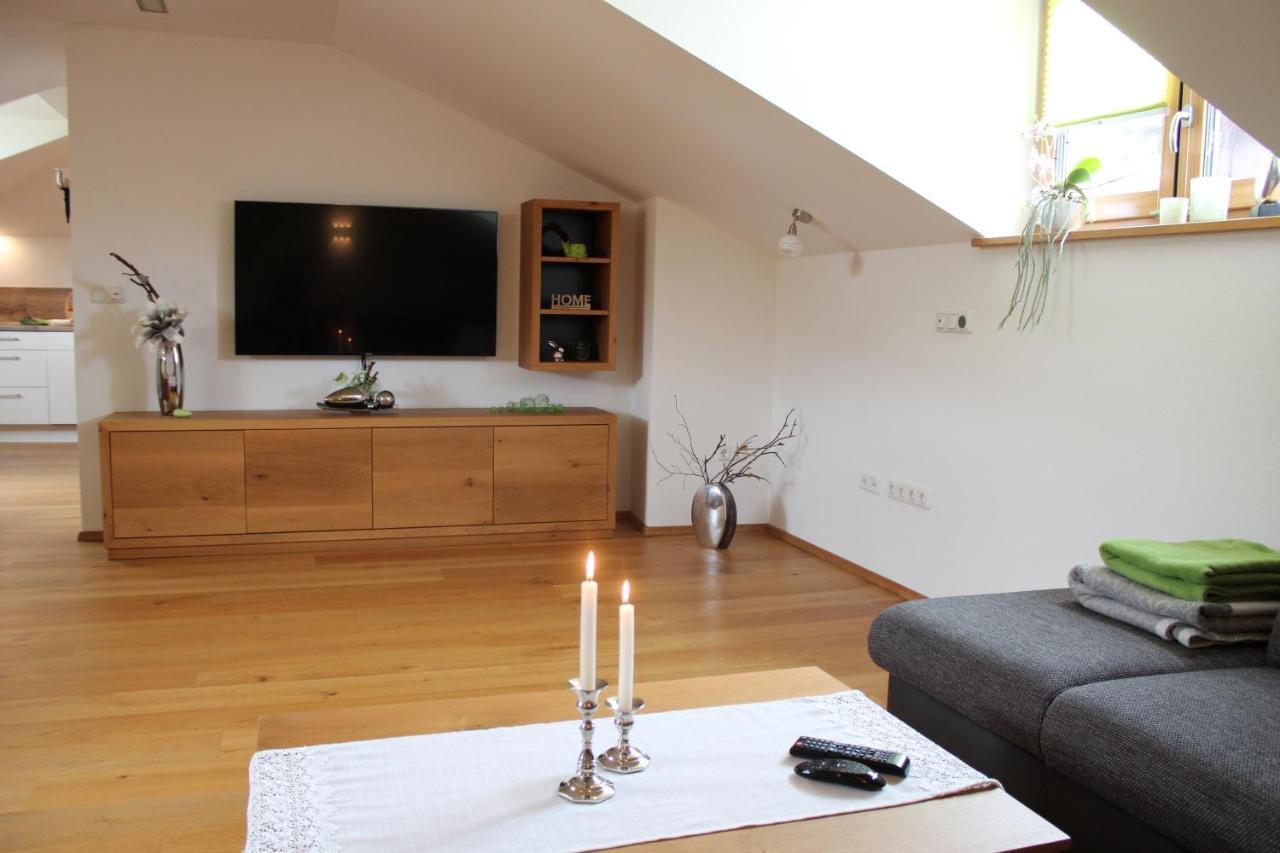 Ferienwohnung Am Dreiseithof Хауценберг Экстерьер фото