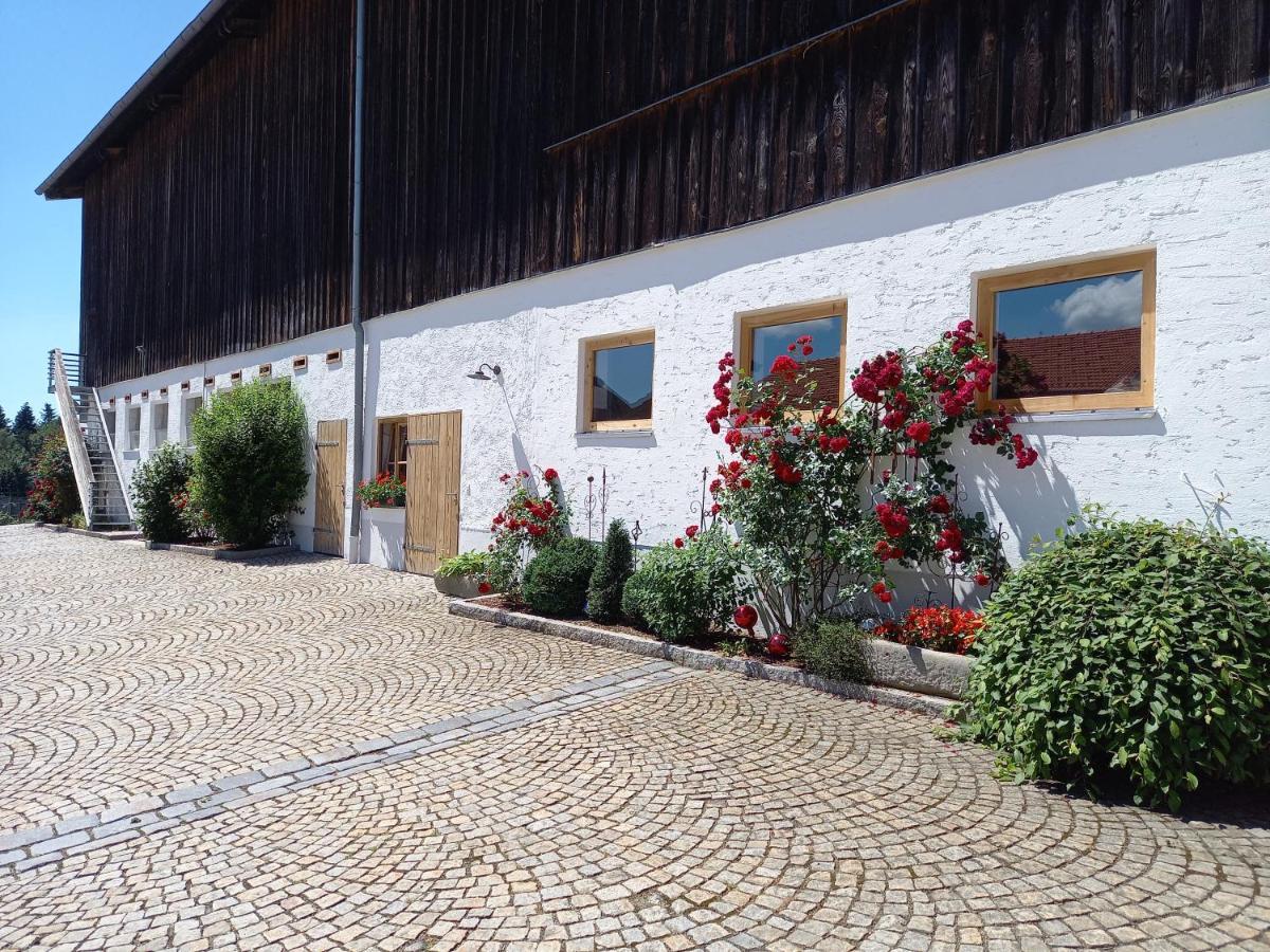 Ferienwohnung Am Dreiseithof Хауценберг Экстерьер фото